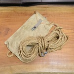 デンマーク軍放出品 フック付き 麻製ロープ 16m